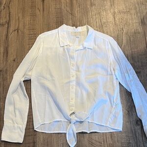 Cloth and Stone Women's White Button-Up Blouse with Tie front